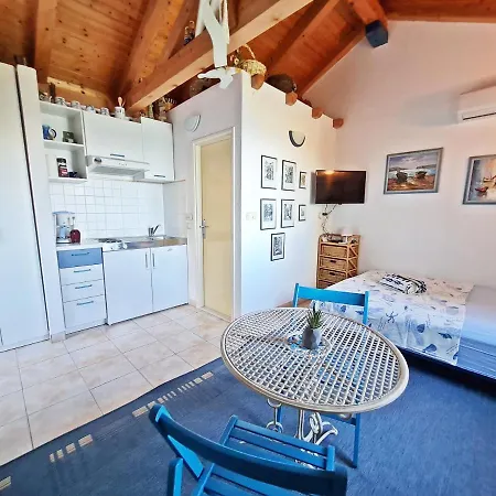 Apartment Ivana Borak Omis