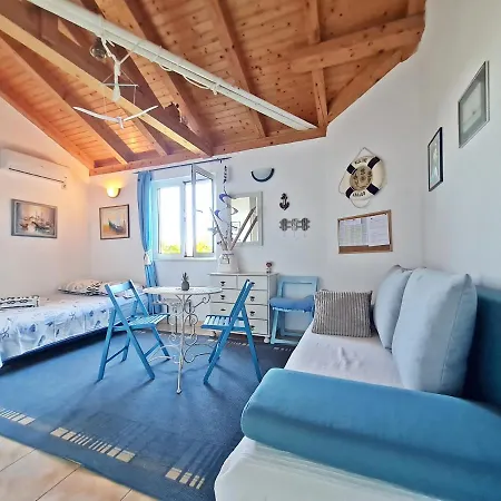 Ivana Borak Apartment *